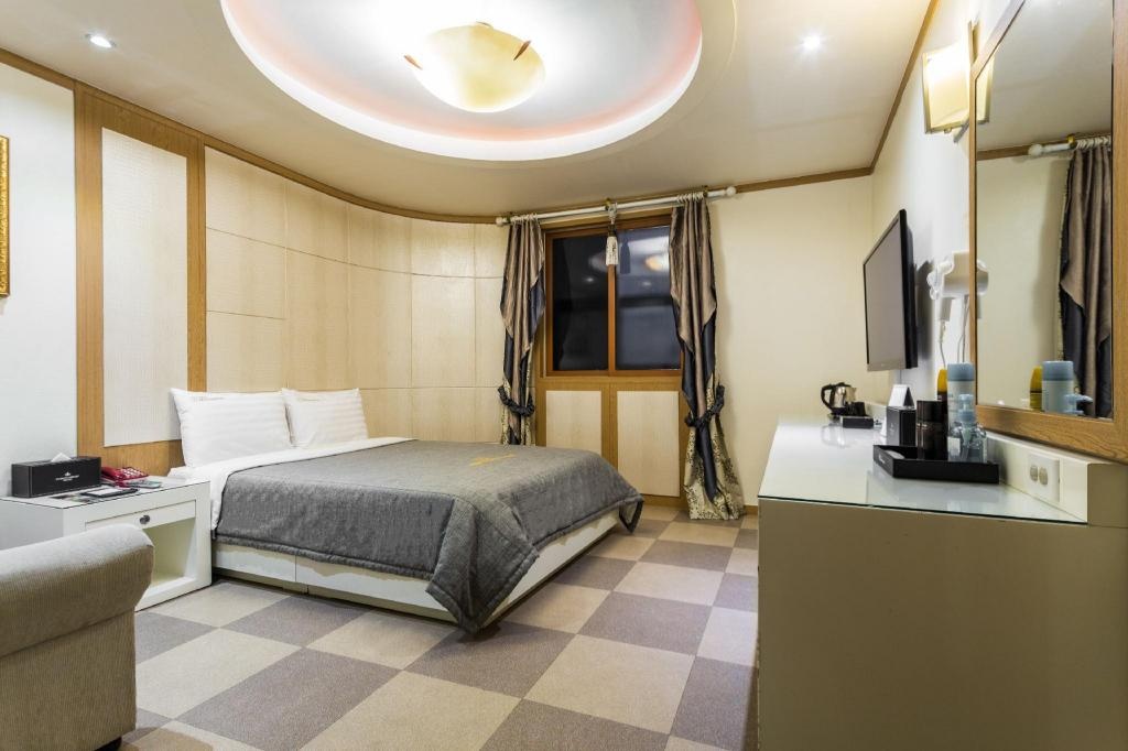 Hotel Incheon Airport  Rooms  Rooms Image 2 2