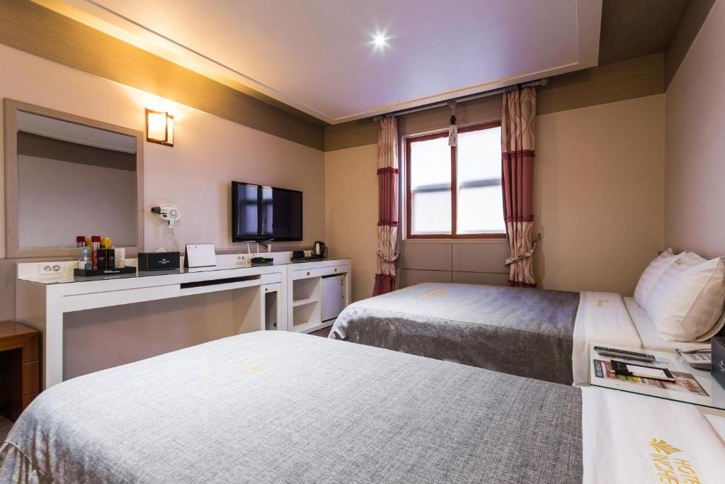 Hotel Incheon Airport  Rooms  Rooms Image 7 7