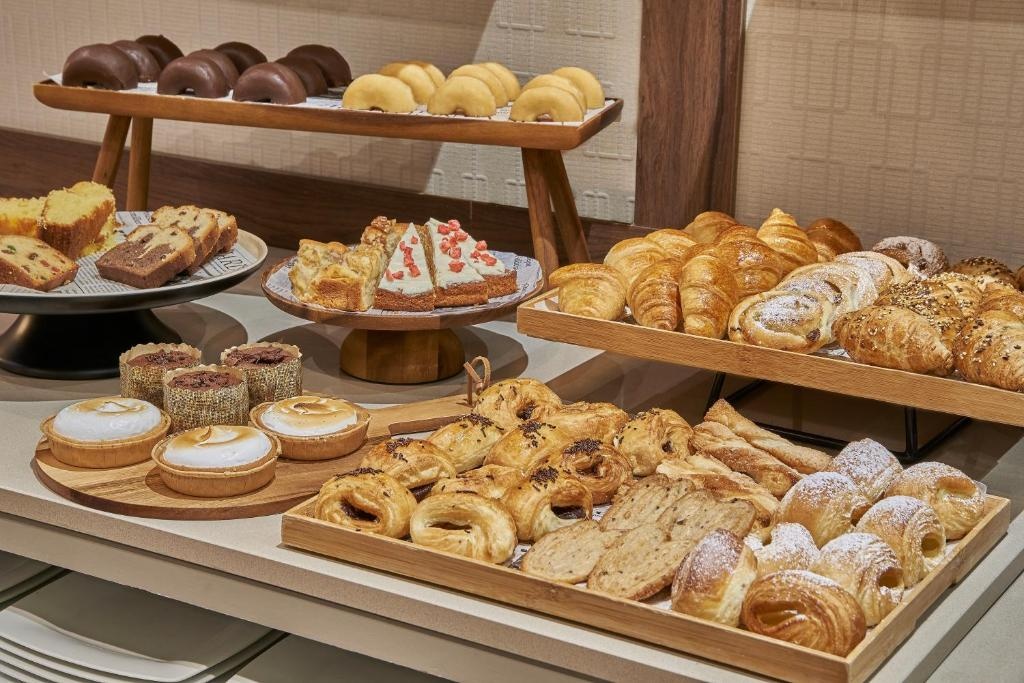 NH Collection Leon Plaza Mayor  Dining  Food And Beverages 7