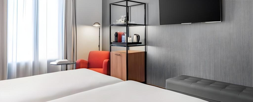NH Collection Leon Plaza Mayor  Rooms  Superior Room With View Room Plan 7