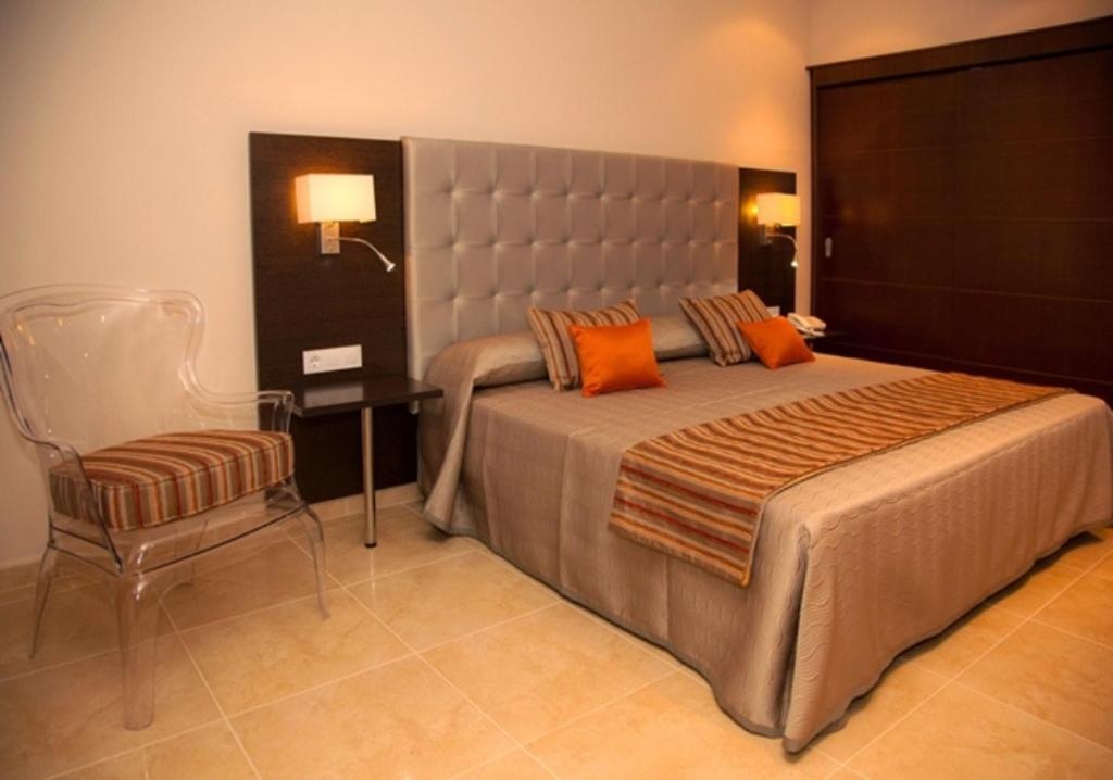 Hotel Rural Quinto Cecilio  Rooms  Luxury Triple Room 6