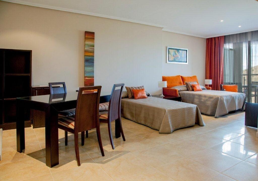 Hotel Rural Quinto Cecilio  Rooms  Privilege Quadruple Room 8