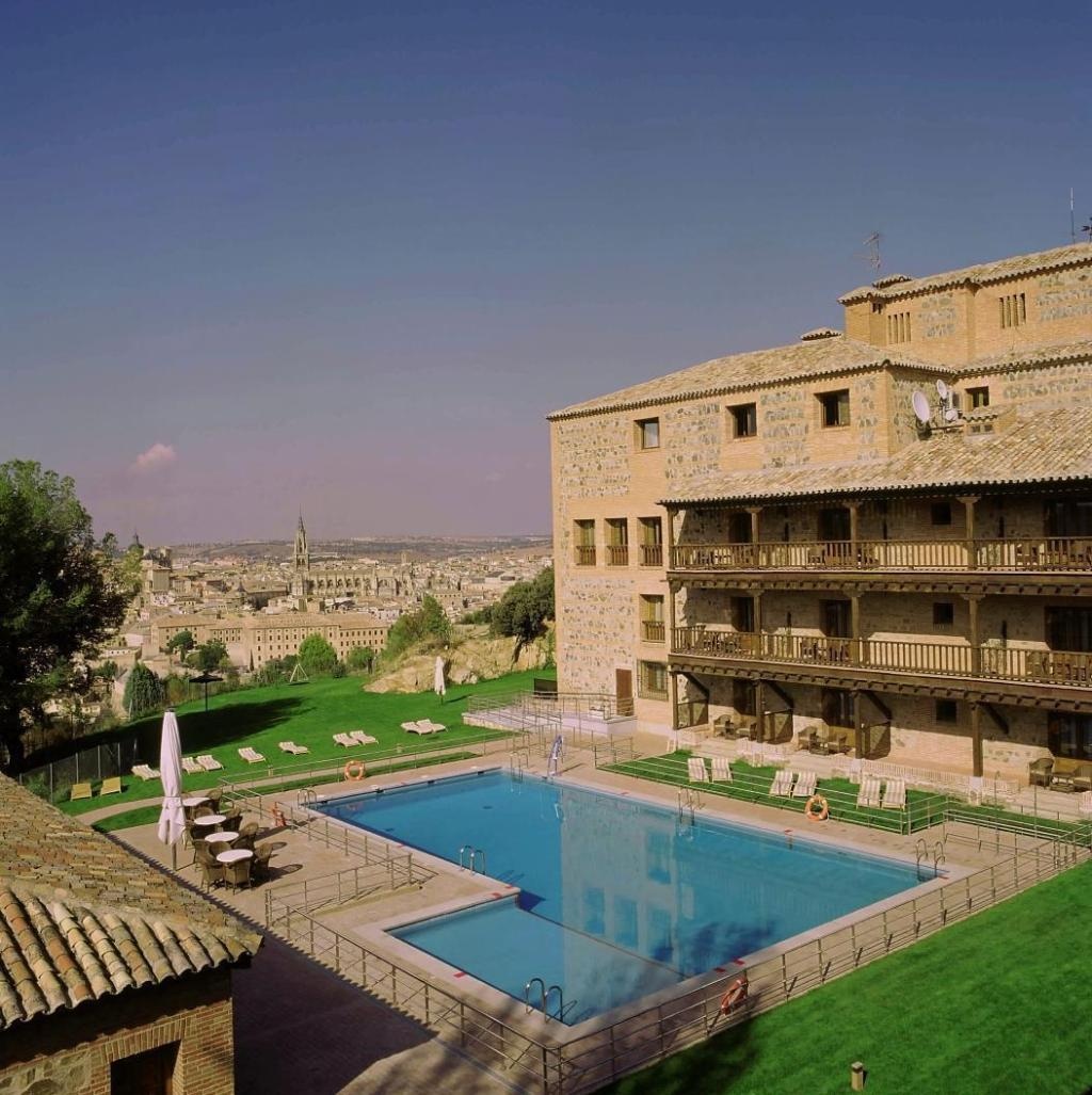 Parador De Toledo  Facilities  Swimming Pool Outdoor 20