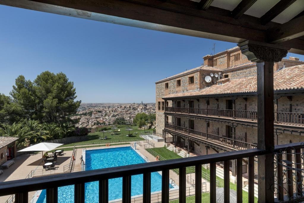 Parador De Toledo  Facilities  Swimming Pool Outdoor 8