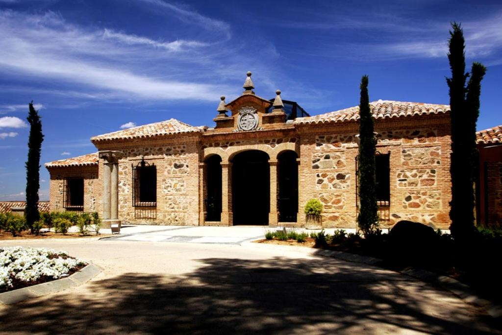 Hotel Cigarral El Bosque  Property Views  Entrance 11
