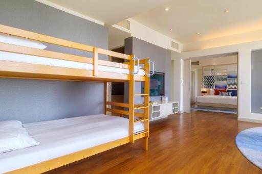 Amari PattayaroomsDeluxe Family King Bed20