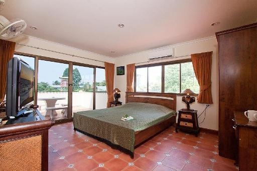 Villa Nai MueangKlang 4Bed Pool In Central Pattayaroomsrooms Image 33