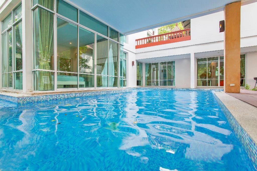 Nagawari 8 Luxury 6BR Pool Villa In Na JomtienfacilitiesSwimming Pool10