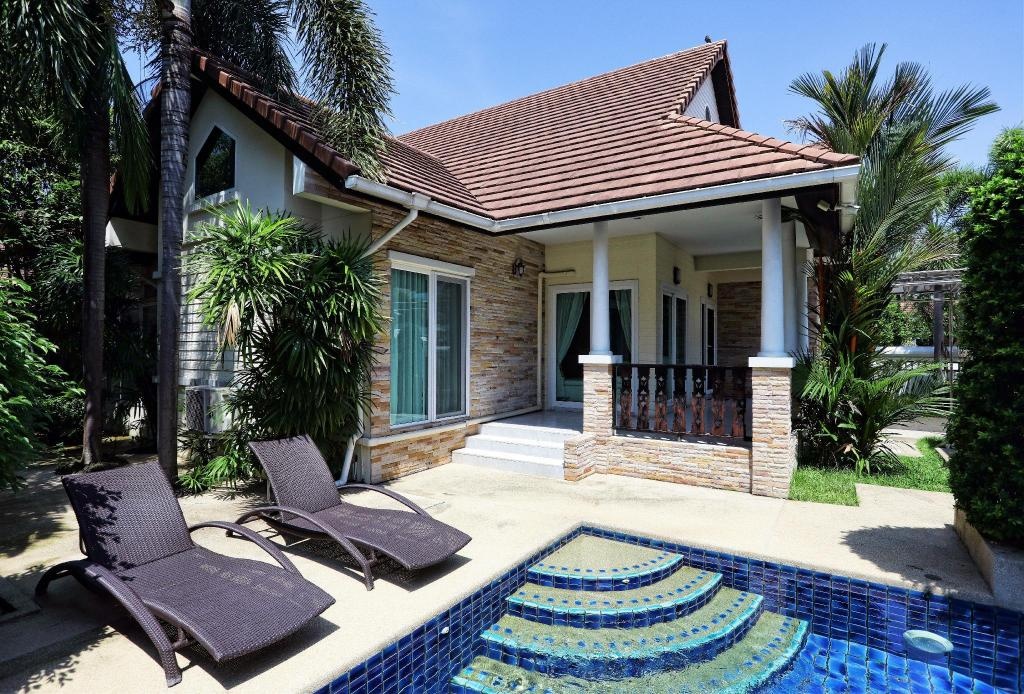 Pool Villa Pattaya Green ResidencefacilitiesPrivate Pool3