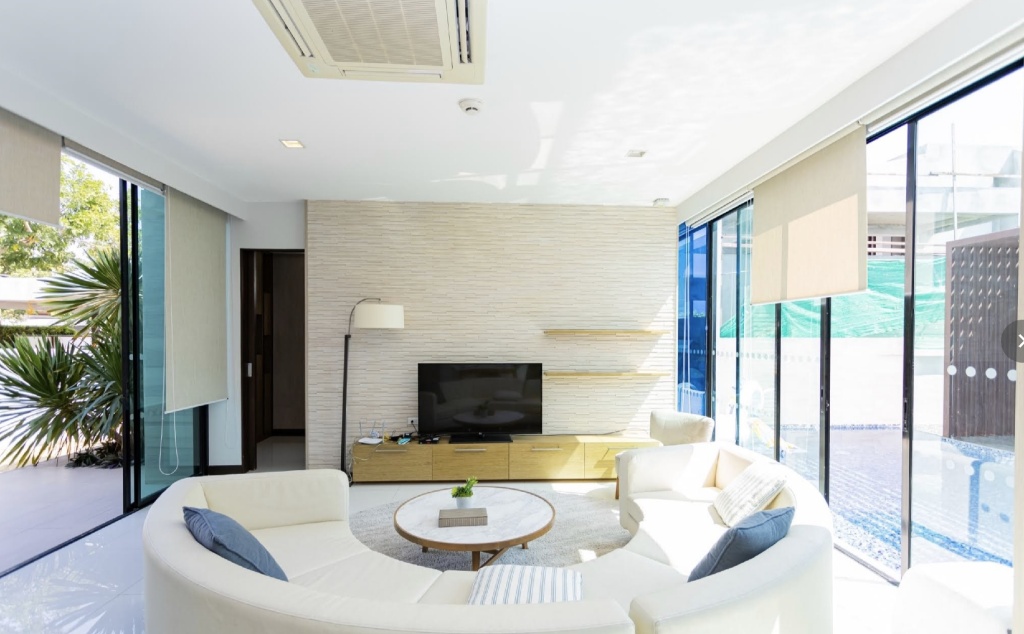 Movenpick Luxury Pool Villa In Pattaya Beach NewpropertyviewsInterior View1