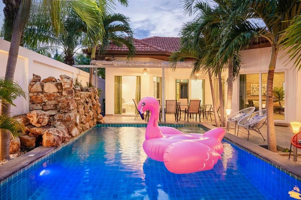 Majestic Residence Pool Villa 4 Bedrooms Private Beachfacilitiesfacilities Image 1616
