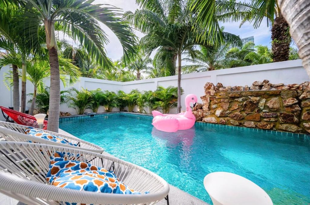 Majestic Residence Pool Villa 4 Bedrooms Private Beachfacilitiesfacilities Image 2020