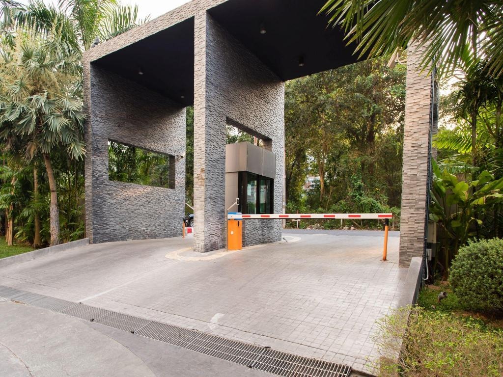 The Cliff Condominium By GrandisVillas  Property Views  Entrance 10