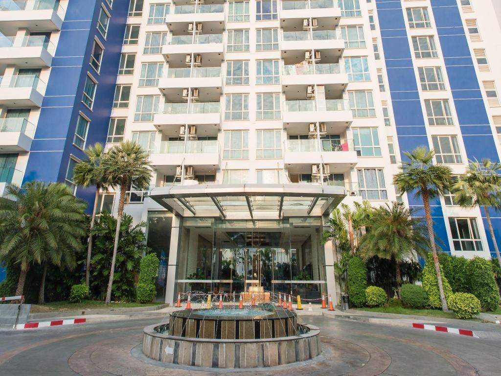 The Cliff Condominium By GrandisVillas  Property Views  Entrance 4