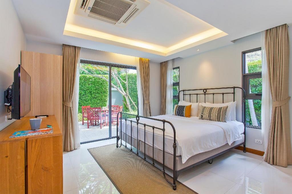 Pattaya Retreat Pool Villas 12 Bedroom Sleeps 24facilitiesBedroom2