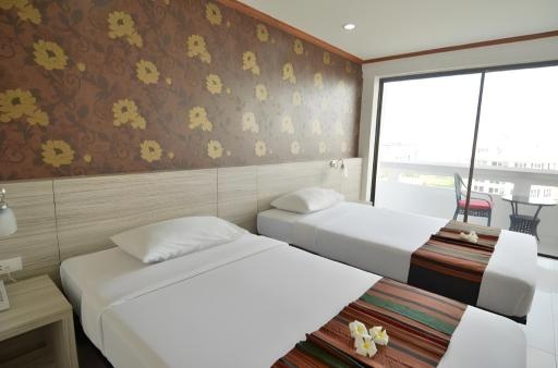 Welcome Plaza Hotelroomsrooms Image 1414
