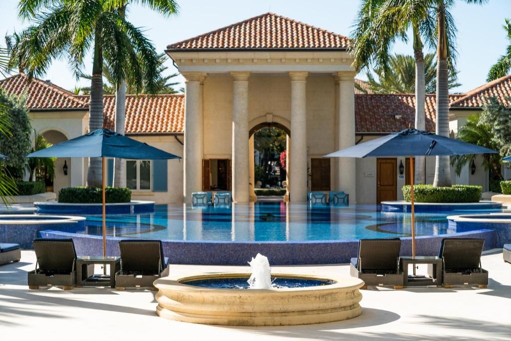 The Regent Grand  Facilities  Swimming Pool 1