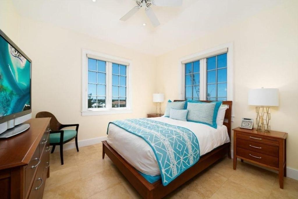 The Regent Grand  Rooms  Rooms Image 14 14