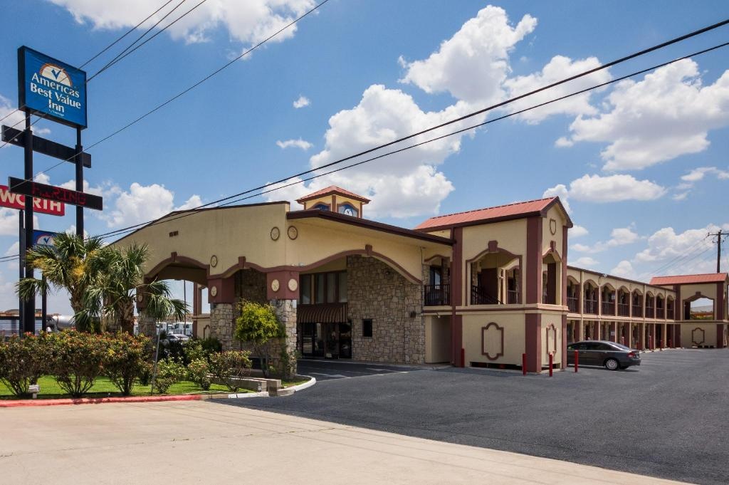 Americas Best Value Inn Buda Austin S  Property Views  Exterior View 1