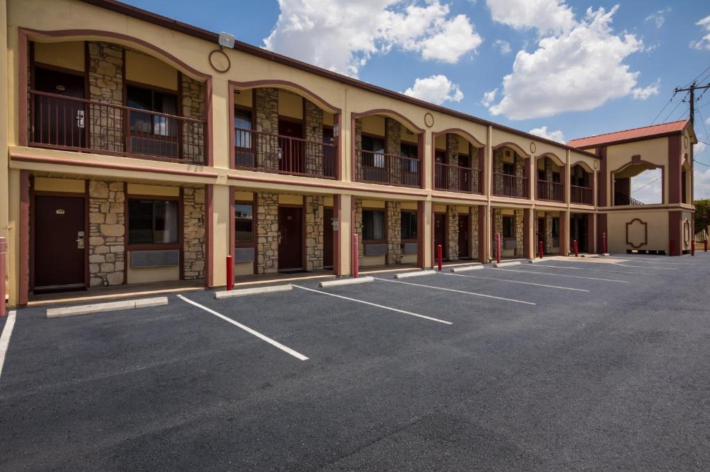 Americas Best Value Inn Buda Austin S  Property Views  Exterior View 9