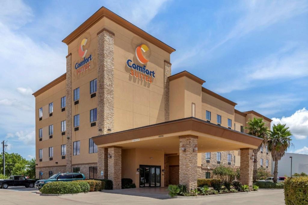 Comfort Suites Buda Austin South  Property Views  Exterior View 6