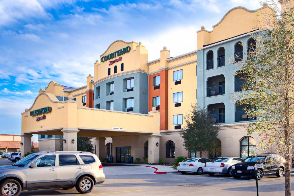 More About Courtyard Houma