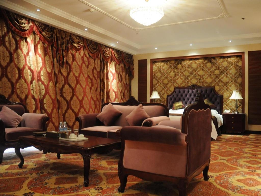 Sogecoa Golden Peacock Hotel  Rooms  Presidential Suite 1